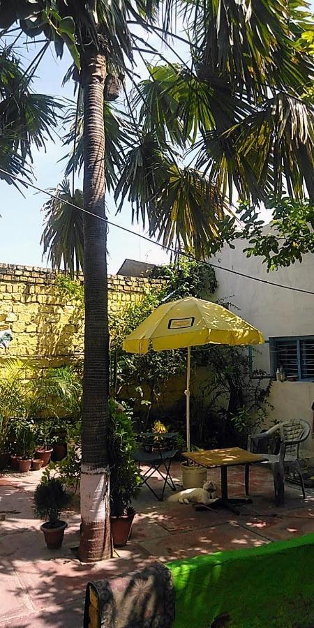 Zigzag Homestay Agra  Luaran gambar