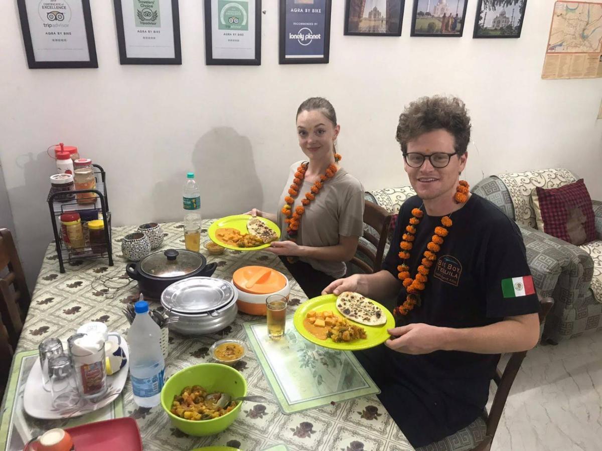 Zigzag Homestay Agra  Luaran gambar