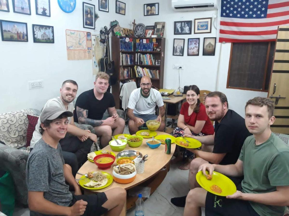 Zigzag Homestay Agra  Luaran gambar