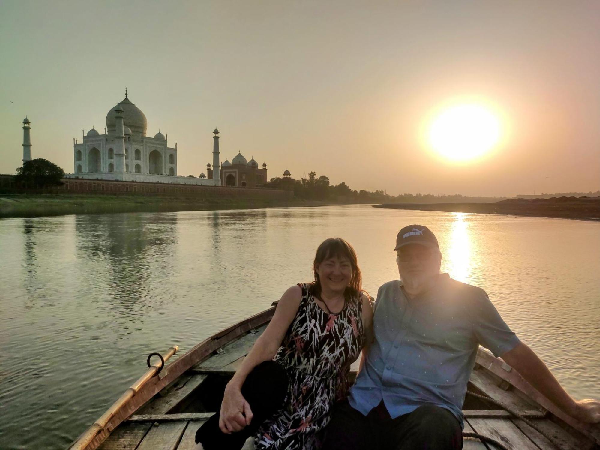 Zigzag Homestay Agra  Luaran gambar