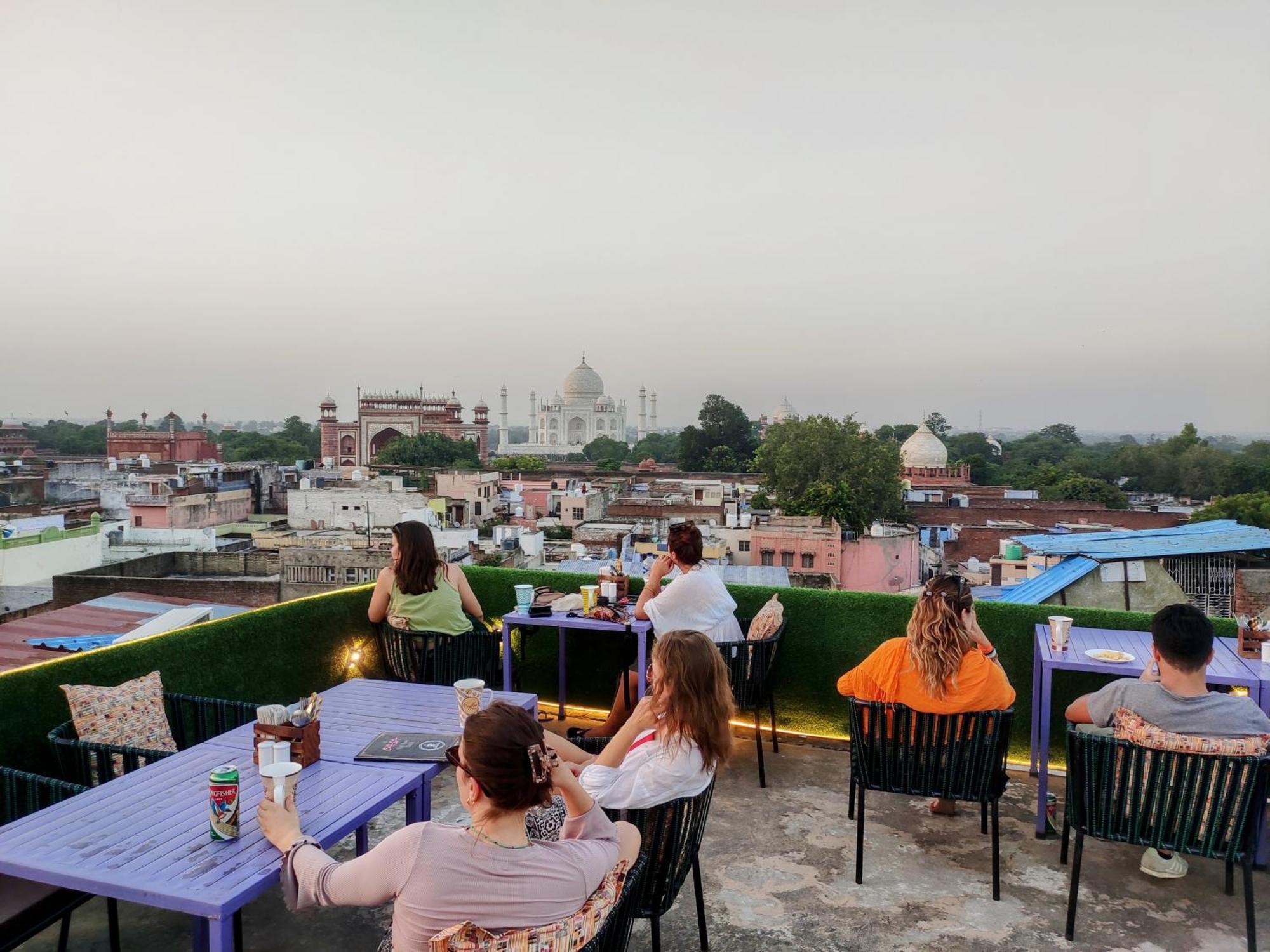 Zigzag Homestay Agra  Luaran gambar