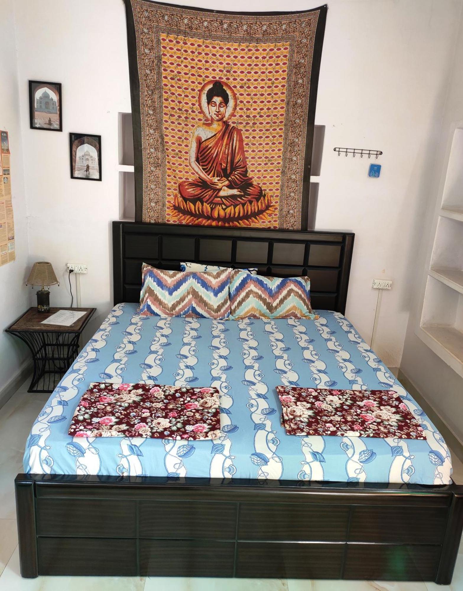 Zigzag Homestay Agra  Luaran gambar